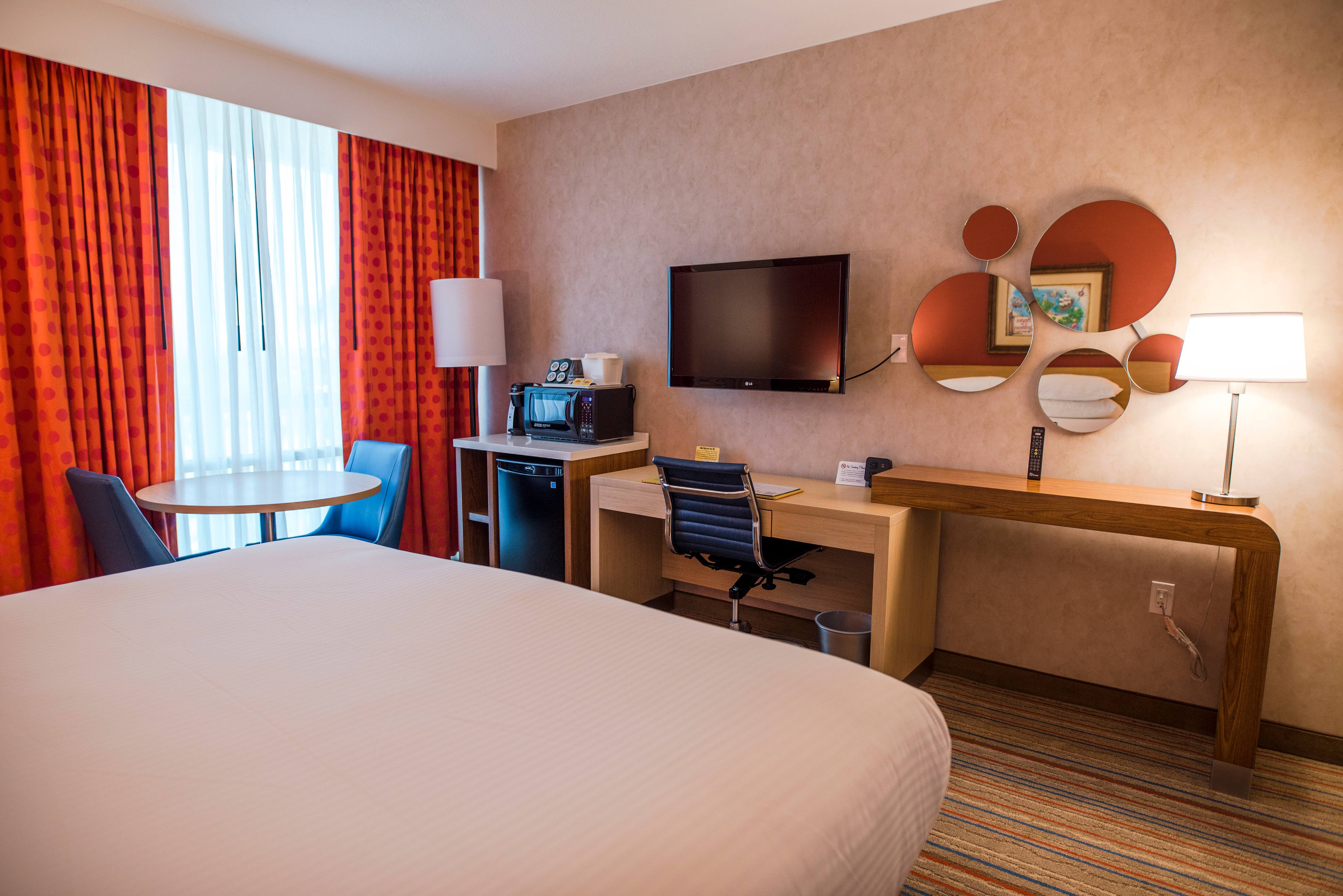 Guest room at the Howard Johnson by Wyndham Anaheim Hotel & Water Playground in Anaheim, California