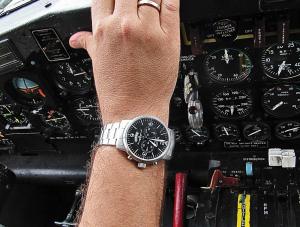 15 Best Pilot Watches for the Flying Aficionados